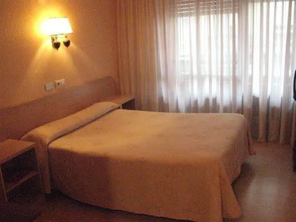 Hotel Achuri Vitoria-Gasteiz Exteriér fotografie